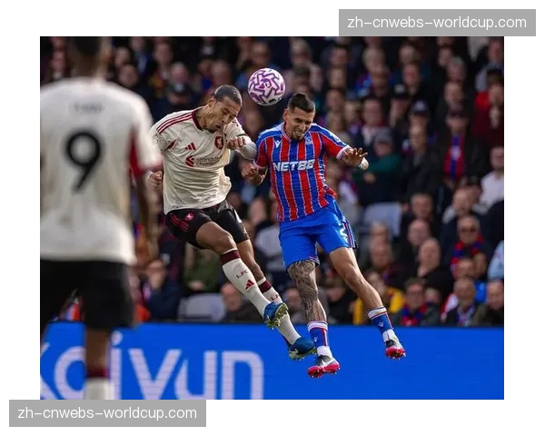 专访水晶宫边后卫米切尔：谈现代边卫的进攻职责与传中脚法训练